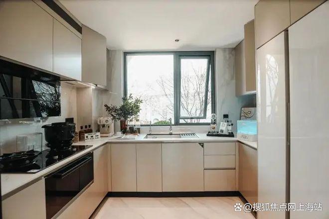 2025中环铂樾)网站-优缺点分析冰球突破游戏网站中环铂樾权威发布((图14) 2025中环铂樾)网站-优缺点分析冰球突破游戏网站中环铂樾权威发布((图14)