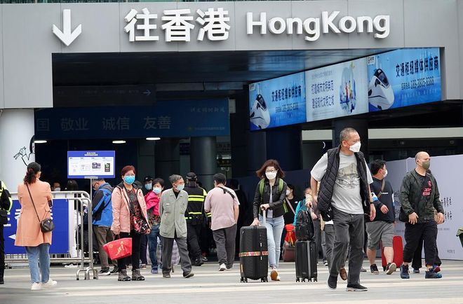 为何宁愿住“鸽子楼”也不选深圳大平层冰球